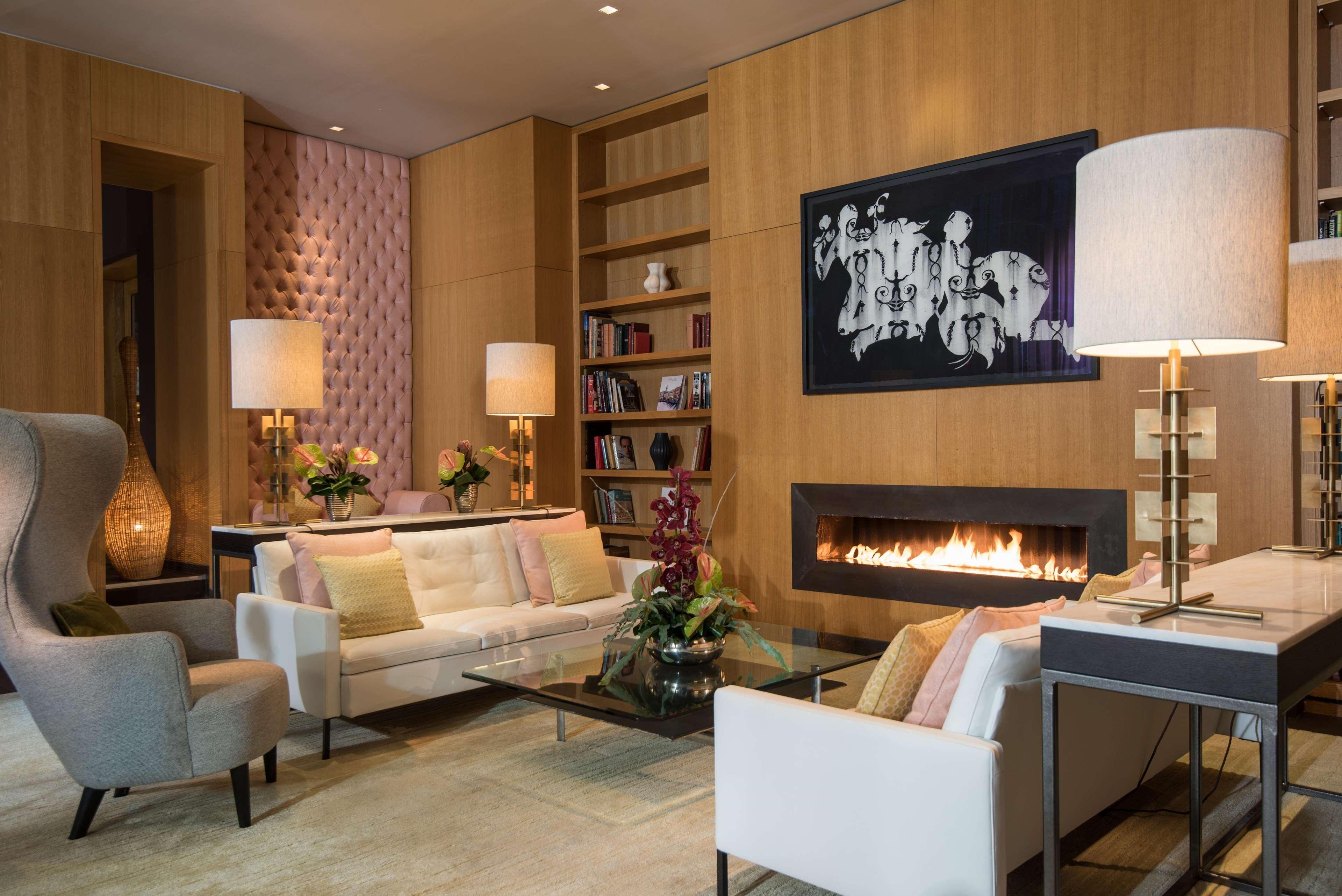 The Fitzwilliam Hotel Belfast Eksteriør bilde A living room