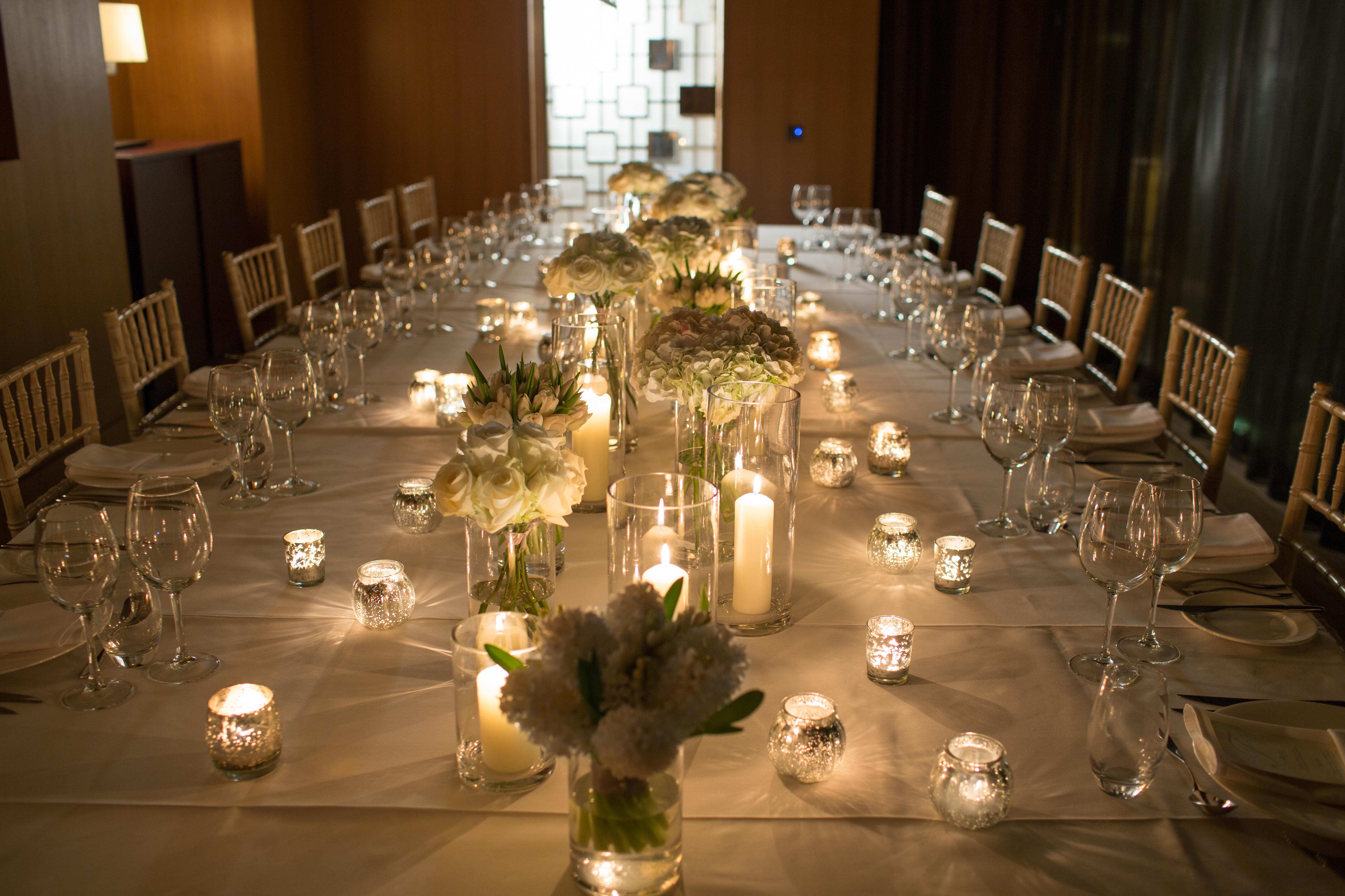 The Fitzwilliam Hotel Belfast Eksteriør bilde A table set for a wedding reception